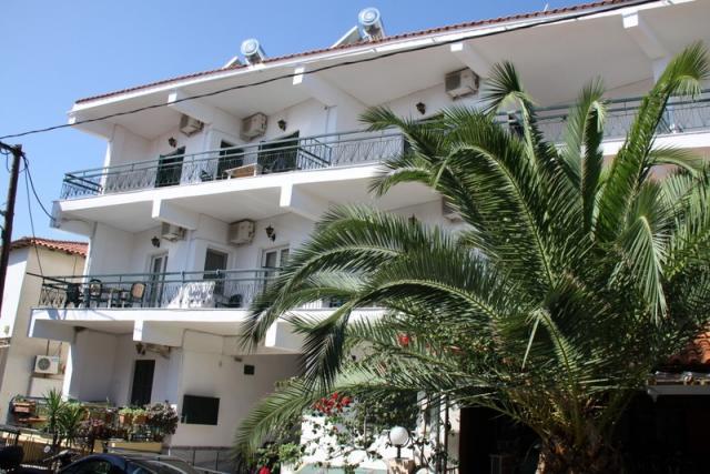 Eliza Studios And Apartments Pefkochori Exterior photo
